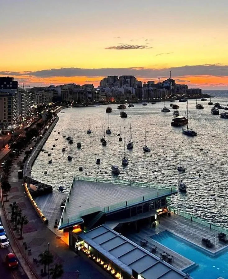 Spinola Bay 3-Double Bed Near Beach Prime Location Apartment Saint Julian's