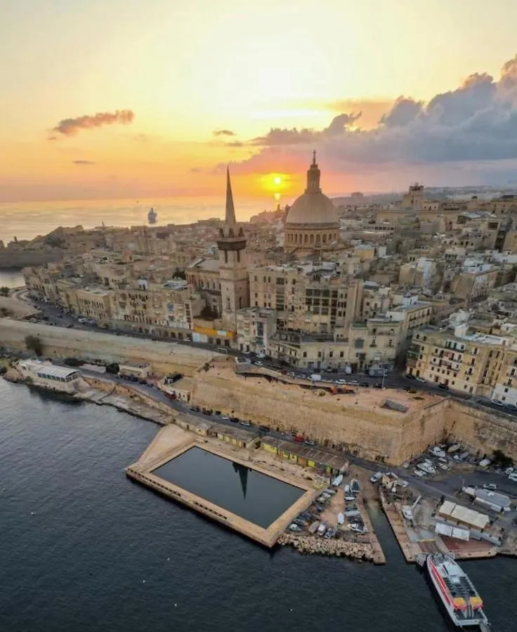 Spinola Bay 3-Double Bed Near Beach Prime Location Apartment Saint Julian's